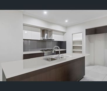 2 John Storey, Park Ridge, Qld 4125 - Photo 5