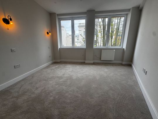 2 Bed Flat, Carlton Crescent, SO15 - Photo 1