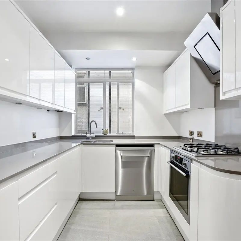 2 bedroom flat in Mayfair - Photo 1