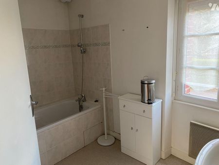 A LOUER A STE HONORINE LA CHARDONNE (61), à proximité d'Athis Val de Rouvre, maison ancienne de... - Photo 5