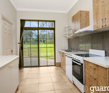 Spacious Living In heart of Glenorie (Water & Electricity Included) - Photo 1