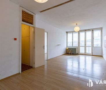 Retró lakás, előkelő helyen, Budai várra panorámával - Photo 3