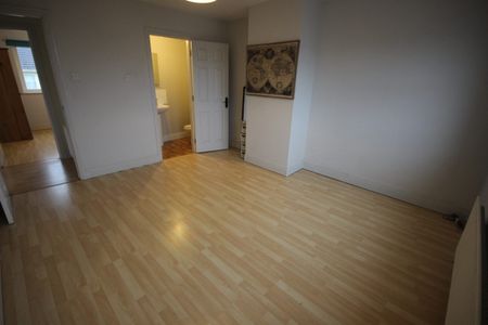 121 Foxhills, Letterkenny, County Donegal, F92 A9YN - Photo 2
