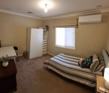 Cloverdale - Photo 3