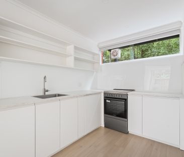 4/13 Grandview Grove, Hawthorn East VIC 3123 - Townhouse For Rent |... - Photo 5