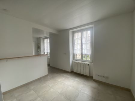 Location Appartement 1 pièce 25m² PALAISEAU 91120 - Photo 2