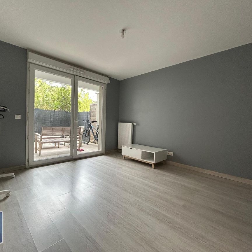 Location Appartement 2 pièces 43m² VAIRES SUR MARNE 77360 - Photo 1