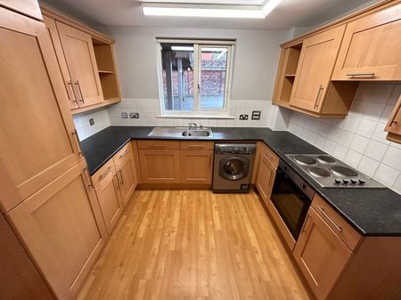 1 bedroom flat to rent - Photo 3