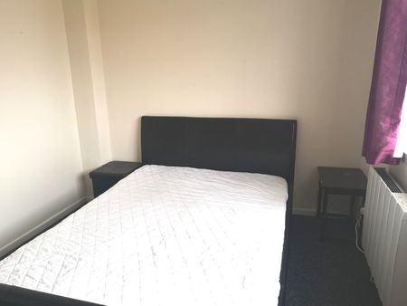 2 Bed End Terrace, Spring Grove Gardens, B18 - Photo 5