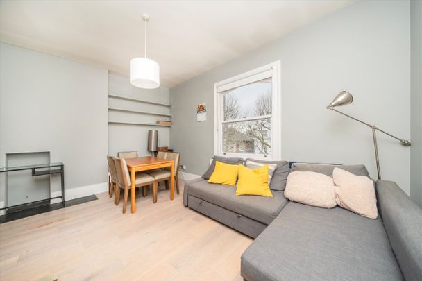 Hammersmith Grove, W6, London - Photo 1