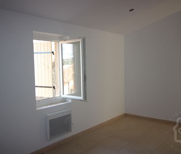 Appartement T2 AVEC BALCON au 3ème étage À RIANS, - Photo 5