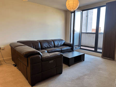 Romford Road, London, E15 - Photo 5