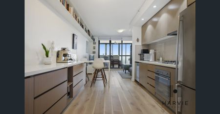 Sophisticated One-Bedroom Apartment in Vibrant Hornsby Hub - Photo 4