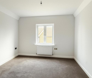 3 bedroom detached house to rent - Photo 3