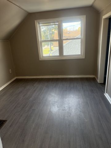 For Lease - 6391 Mcleod Road Unit# UNIT#1, Niagara Falls, Ontario - Photo 3