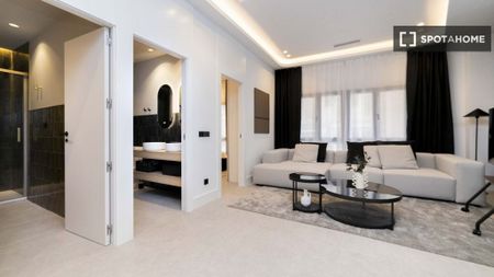 4 room luxury Flat for rent in Madrid, Autonomous Region of Madrid - Photo 4