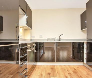 2 bedroom apartment to rent - Photo 6