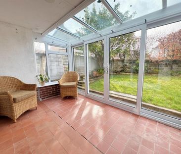 4 bedroom detached house to rent - Photo 4