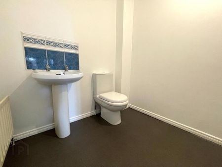 2 Hazeldene Court, Lisburn, BT28 1FP - Photo 3