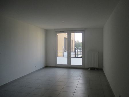 Location Appartement 2 Pièces 53 m² - Photo 4