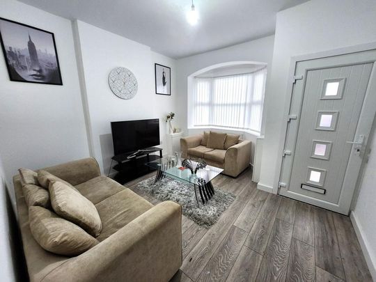 3 bedroom terraced house to rent - Photo 1