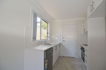 North Gosford - Photo 5