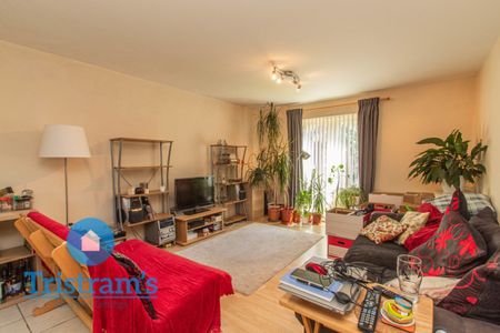 References Pending - 1 bed Detached House - Photo 2