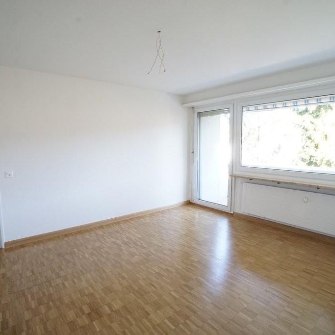 Moderne 3-Zimmerwohnung an familienfreundlicher Lage in Aesch - Foto 1