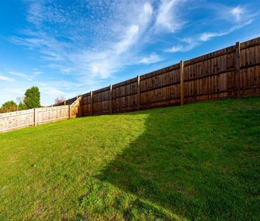 2 bedroom detached bungalow to rent - Photo 6