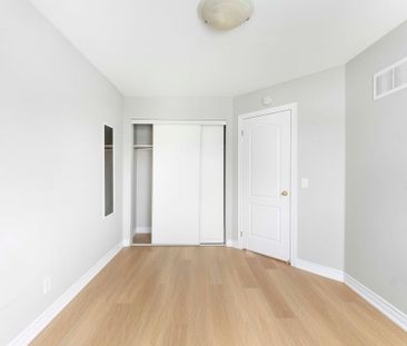 For Lease - 2352 Steeplechase Street, Oshawa, Ontario - Photo 4