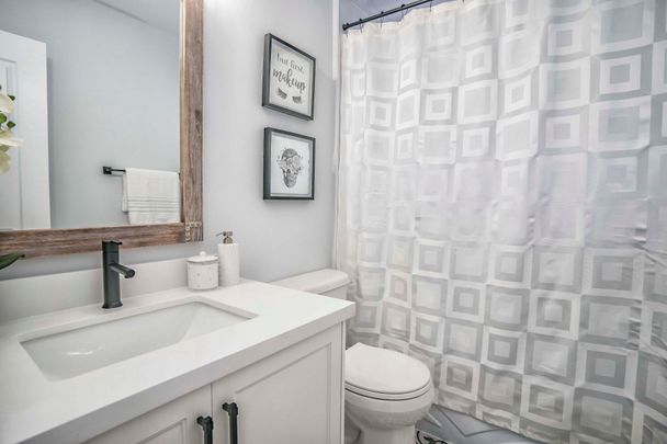 For Lease - 480 Browning Street Unit# Main, Oshawa, Ontario - Photo 1