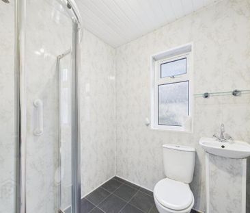 24 York Parade, Belfast, BT15 3QZ - Photo 6