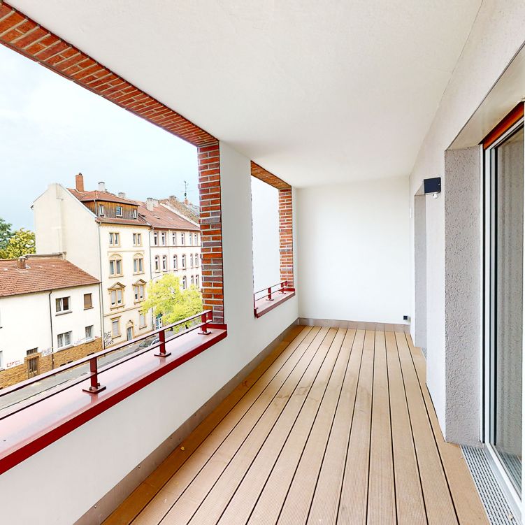 4-Zimmer-Wohnung mit moderner Einbauküche und Balkon - Foto 1