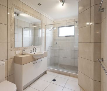 3/37 Arthur Street, Caloundra, Qld 4551 - Photo 2