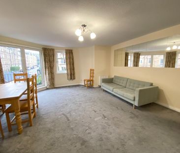 3 bedroom flat to rent - Photo 5