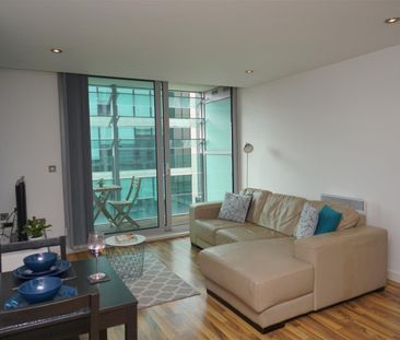 1 bedroom Flat To Let - Photo 1