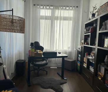 For Lease - 21 Kingsbury Trail, Barrie, Ontario - Photo 2