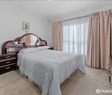 Spacious home. - Photo 6