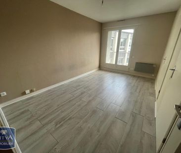Location Appartement 1 pièce 25m² BLOIS 41000 - Photo 3