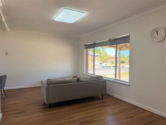 3x1 Partially Furnished close to Westfield Carousel - Photo 1