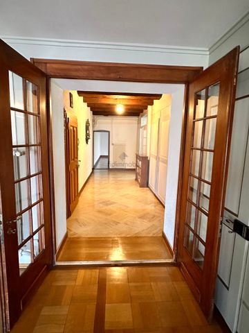 Splendid 4.5-room apartment in the city center - Photo 4