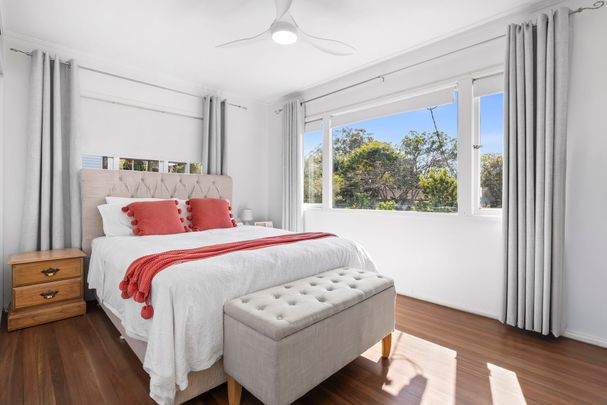 24 Edenvale Street, Oxley QLD 4075 - House For Rent - $750 | Domain - Photo 1