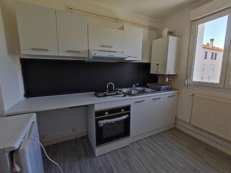 Location Appartement 3 pièces 48m² TROYES 10000 - Photo 5