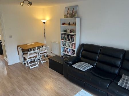 Sunderland Close - Photo 3