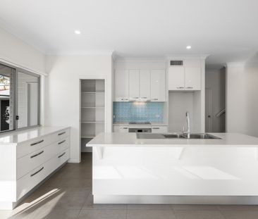 11, Harding Street, QLD, Enoggera - Photo 2