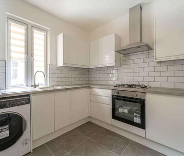 Chingford Road, Walthamstow, E17 - Photo 1