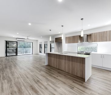 Modern Executive Lifestyle Home - Photo 4