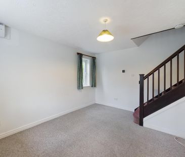 1 bedroom end of terrace house to rent - Photo 2