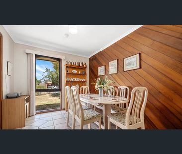 11 Bishop Place, Melton West, Vic 3337 - Photo 1