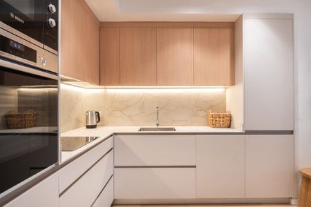 Calle de Sicília, Barcelona, Catalonia 08013 - Photo 5